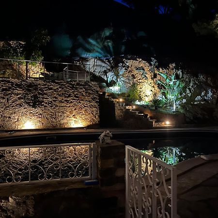 Meuble Tourisme 4*, Les Pieds Dans L'Eau, Villa Las Palmeras لا لوند-ليه-مور المظهر الخارجي الصورة